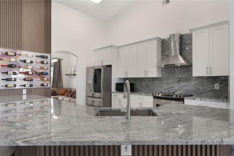 House in Winter Garden, Florida 4 bedrooms, 233.84 sq.m. № 1747068 - photo 16