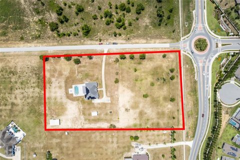 House in Winter Garden, Florida 4 bedrooms, 233.84 sq.m. № 1747068 - photo 3