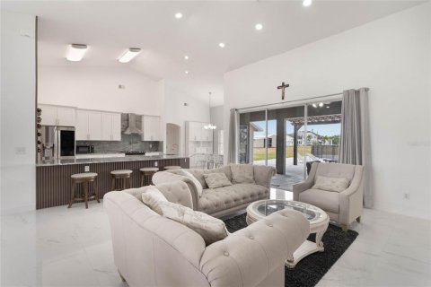 House in Winter Garden, Florida 4 bedrooms, 233.84 sq.m. № 1747068 - photo 8