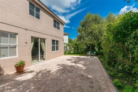 Купить виллу или дом в Уэстон, Флорида 5 спален, 248.23м2, № 2043402 - фото 13