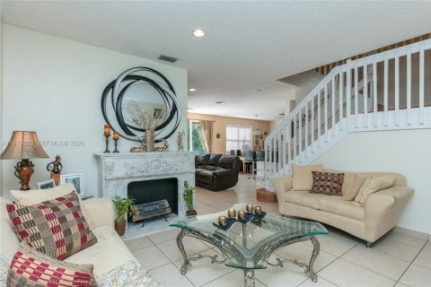 Купить виллу или дом в Уэстон, Флорида 5 спален, 248.23м2, № 2043402 - фото 4