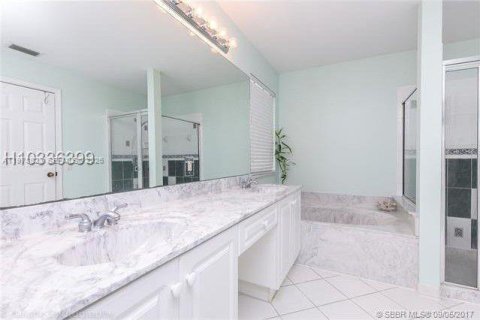 Купить виллу или дом в Уэстон, Флорида 5 спален, 248.23м2, № 2043402 - фото 20