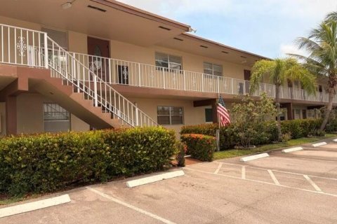 Condominio en Margate, Florida, 2 dormitorios  № 2250150
