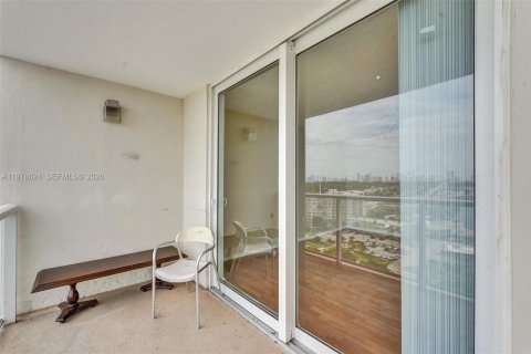 Copropriété à louer à Miami, Floride: 1 chambre, 79.99 m2 № 2048793 - photo 19