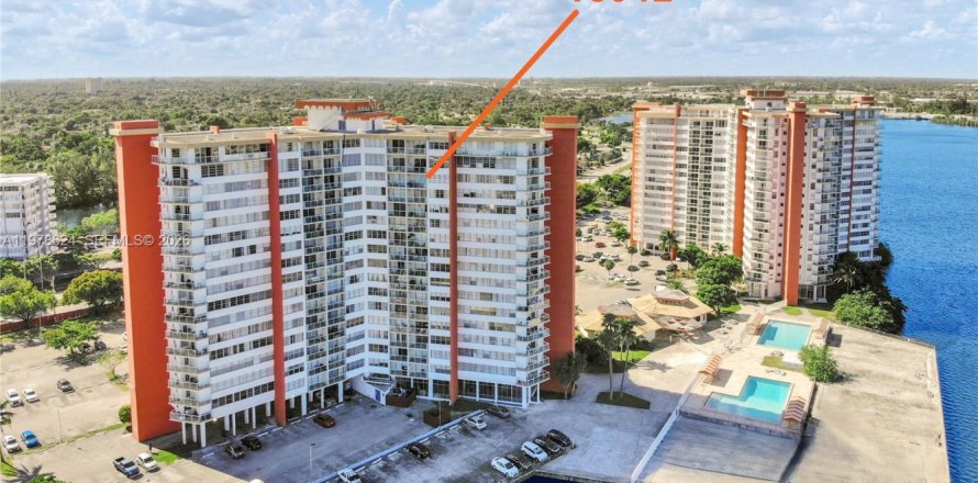 Condo à Miami, Floride, 1 chambre  № 2048793
