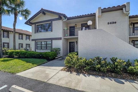 Condo in Sarasota, Florida, 3 bedrooms  № 1631577 - photo 2