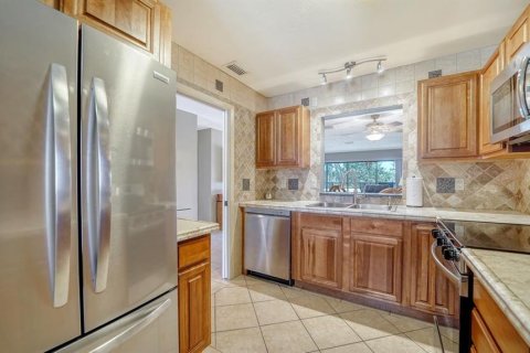 Condo in Sarasota, Florida, 3 bedrooms  № 1631577 - photo 6