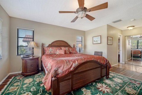 Condo in Sarasota, Florida, 3 bedrooms  № 1631577 - photo 15