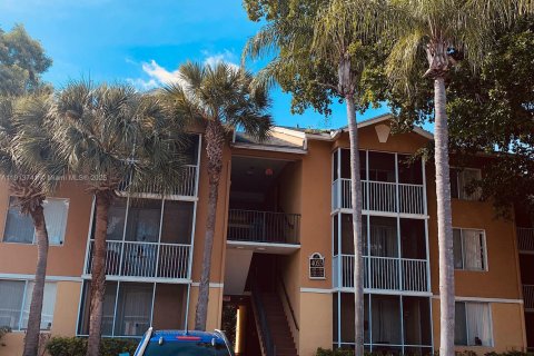 Copropriété à louer à Pompano Beach, Floride: 1 chambre, 58.81 m2 № 1968939 - photo 6