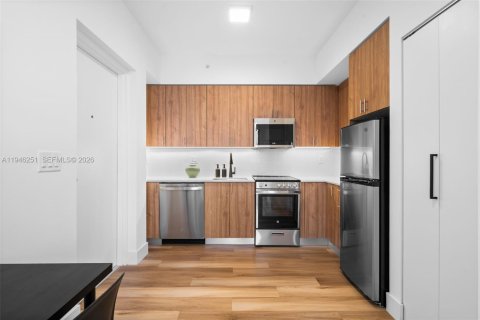 Apartment in Miami, Florida 37.16 sq.m. № 2002585 - photo 24