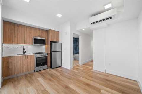 Apartment in Miami, Florida 37.16 sq.m. № 2002585 - photo 12