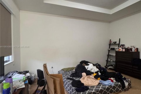 Снять в аренду таунхаус в Майами, Флорида 3 спальни, 179.86м2, № 2005999 - фото 25