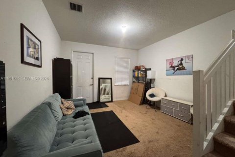 Снять в аренду таунхаус в Майами, Флорида 3 спальни, 179.86м2, № 2005999 - фото 26