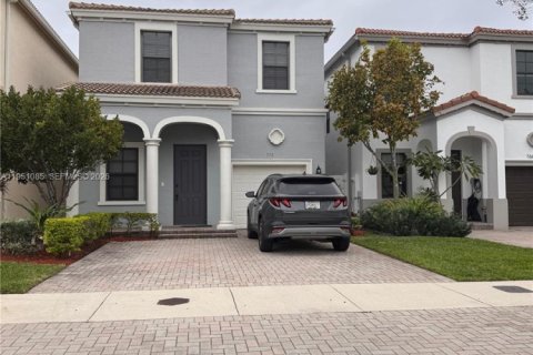 Таунхаус в Майами, Флорида 3 спальни, 179.86м2 № 2005999