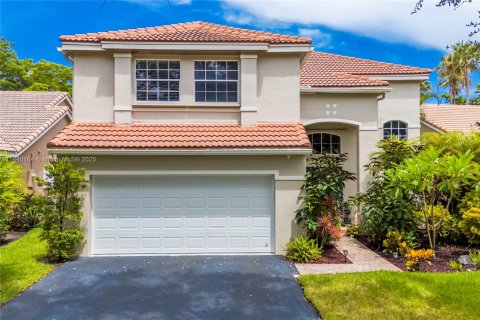 House in Weston, Florida 4 bedrooms, 192.31 sq.m. № 1830914 - photo 1