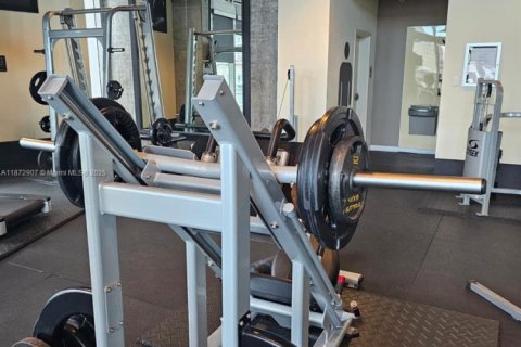 Copropriété à vendre à Miami, Floride: 2 chambres, 103.4 m2 № 2015499 - photo 13