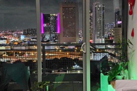 Copropriété à vendre à Miami, Floride: 2 chambres, 103.4 m2 № 2015499 - photo 19