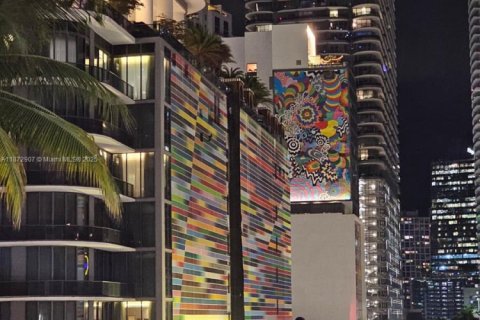 Copropriété à vendre à Miami, Floride: 2 chambres, 103.4 m2 № 2015499 - photo 28