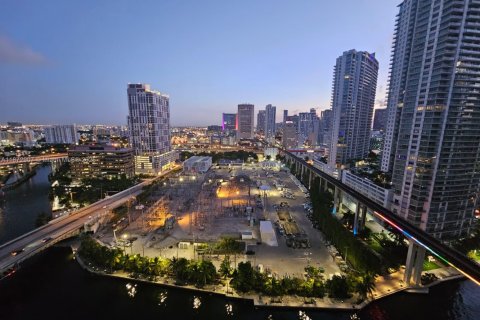 Copropriété à vendre à Miami, Floride: 2 chambres, 103.4 m2 № 2015499 - photo 22