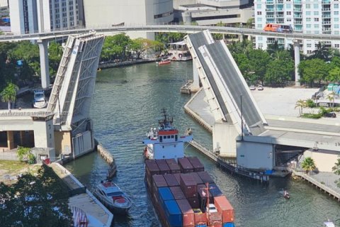 Copropriété à vendre à Miami, Floride: 2 chambres, 103.4 m2 № 2015499 - photo 24