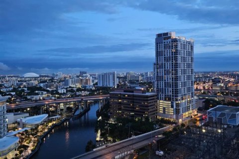 Copropriété à vendre à Miami, Floride: 2 chambres, 103.4 m2 № 2015499 - photo 25