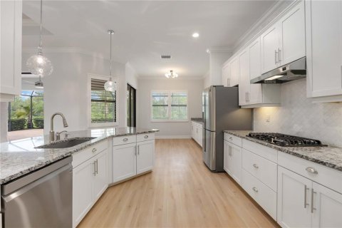 Villa ou maison à vendre à Bradenton, Floride: 4 chambres, 219.34 m2 № 1911246 - photo 19