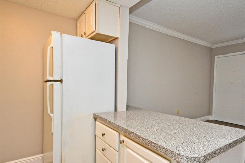 Condo in Altamonte Springs, Florida, 1 bedroom  № 1815115 - photo 13