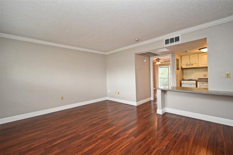Condo in Altamonte Springs, Florida, 1 bedroom  № 1815115 - photo 3