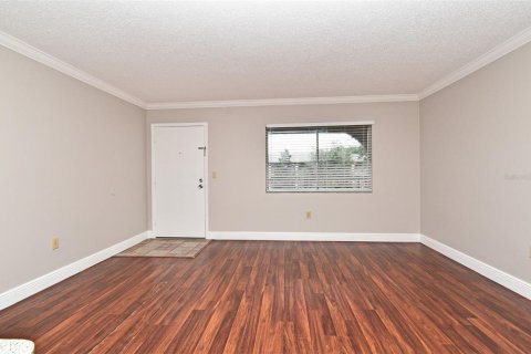 Condo in Altamonte Springs, Florida, 1 bedroom  № 1815115 - photo 6