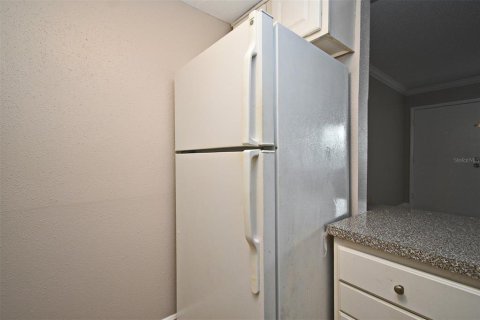 Condo in Altamonte Springs, Florida, 1 bedroom  № 1815115 - photo 14
