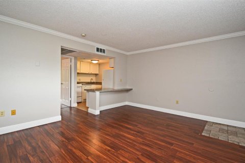 Condo in Altamonte Springs, Florida, 1 bedroom  № 1815115 - photo 8