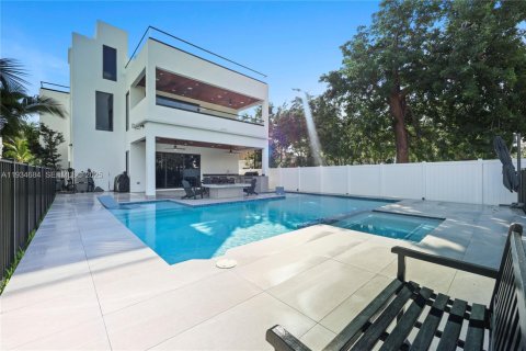 Villa ou maison à vendre à Fort Lauderdale, Floride: 5 chambres № 2001588 - photo 9