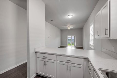Condo in Edgewater, Florida, 2 bedrooms  № 1547181 - photo 5