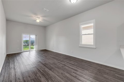 Condo in Edgewater, Florida, 2 bedrooms  № 1547181 - photo 9