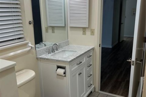 Condo in Port Orange, Florida, 2 bedrooms  № 1807250 - photo 16