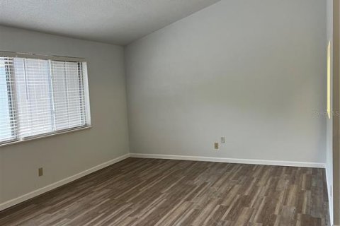Condo in Port Orange, Florida, 2 bedrooms  № 1807250 - photo 25