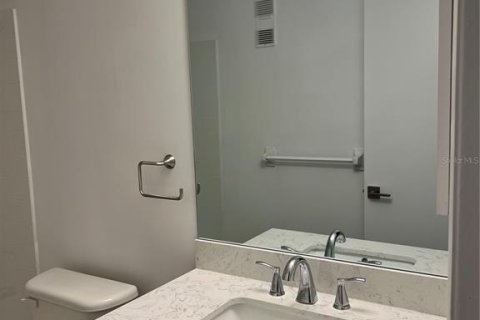 Condo in Port Orange, Florida, 2 bedrooms  № 1807250 - photo 22