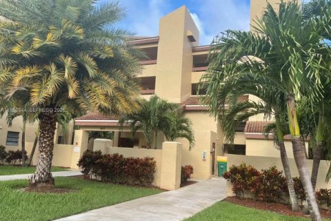 Condominio en alquiler en Miami, Florida, 2 dormitorios, 87.33 m2 № 2008742 - foto 17