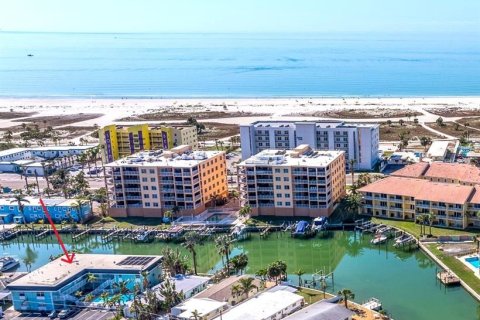 Снять в аренду кондоминиум в Трежер-Айленд, Флорида 37.63м2, № 2101036 - фото 27
