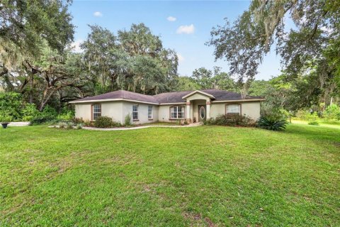 Casa en Anthony, Florida 3 dormitorios, 181.53 m2 № 2385911