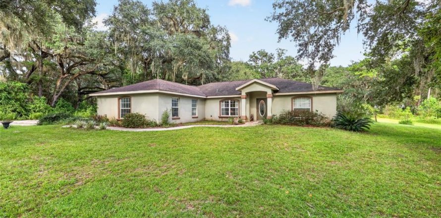 Casa en Anthony, Florida 3 dormitorios, 181.53 m2 № 2385911