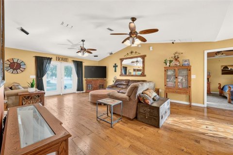 Casa en venta en Anthony, Florida, 3 dormitorios, 181.53 m2 № 2385911 - foto 4