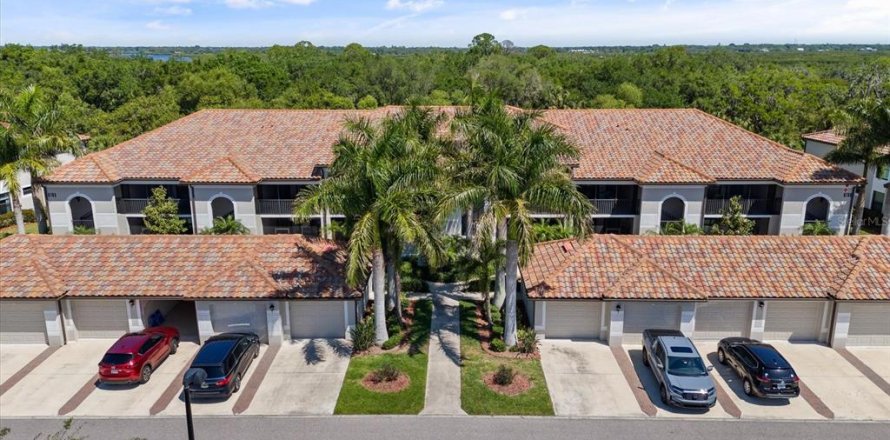 Condo in Bradenton, Florida, 2 bedrooms  № 1427673