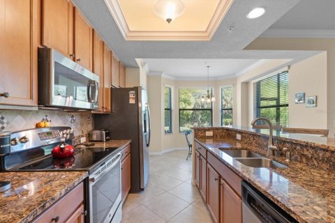Condo in Bradenton, Florida, 2 bedrooms  № 1427673 - photo 13