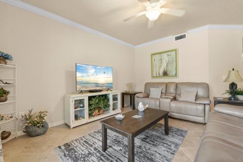 Condo in Bradenton, Florida, 2 bedrooms  № 1427673 - photo 17