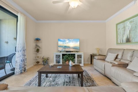 Condo in Bradenton, Florida, 2 bedrooms  № 1427673 - photo 16