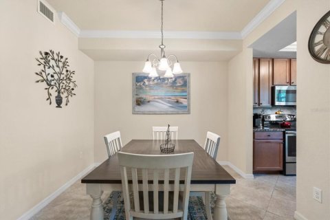 Condo in Bradenton, Florida, 2 bedrooms  № 1427673 - photo 8