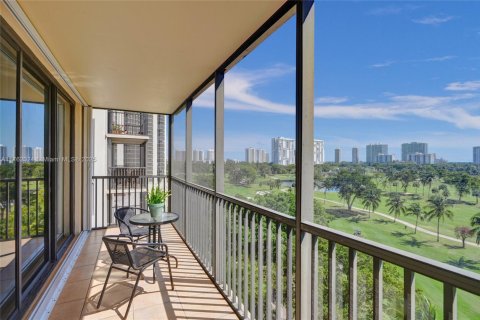 Condominio en venta en Aventura, Florida, 1 dormitorio, 84.82 m2 № 1860600 - foto 12