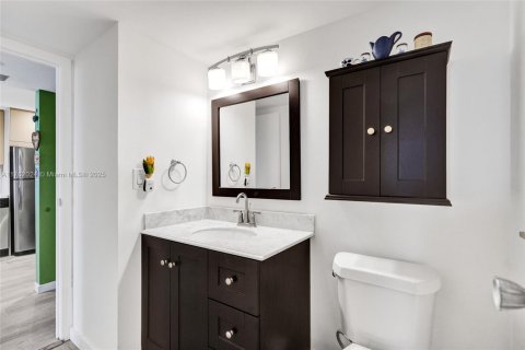 Condominio en venta en Aventura, Florida, 1 dormitorio, 84.82 m2 № 1860600 - foto 15