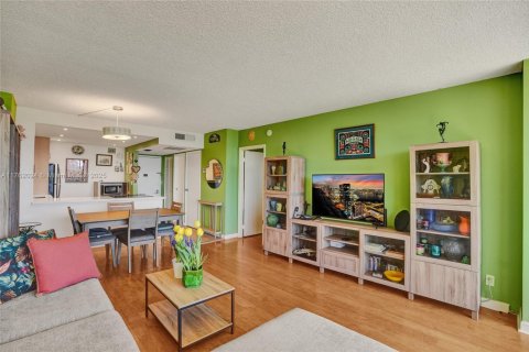 Condominio en venta en Aventura, Florida, 1 dormitorio, 84.82 m2 № 1860600 - foto 4